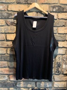 Women’s 3X ribbed Black scoop neck layering tank NWT